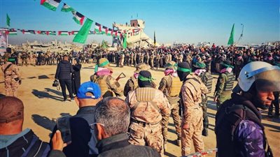 حماس تهدي أسيرا إسرائيليا قطعة ذهب هدية لابنته