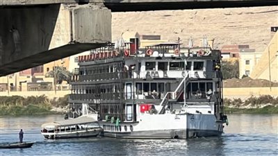 تفاصيل حادث شحوط باخرة سياحية بنهر النيل في المنيا (صور)