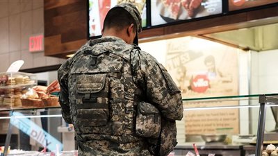 اختفاء 151 مليون دولار من أموال إطعام الجيش الأمريكي