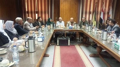 جامعة بني سويف تستضيف اجتماع اللجنة المناخية المصرية 