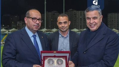 رئيس الأولمبية يشهد نهائيات البطولة العربية للرجبي بالإسكندرية
