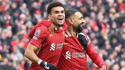 القمة للريدز، ترتيب الدوري الإنجليزي بعد الجولة الـ 28