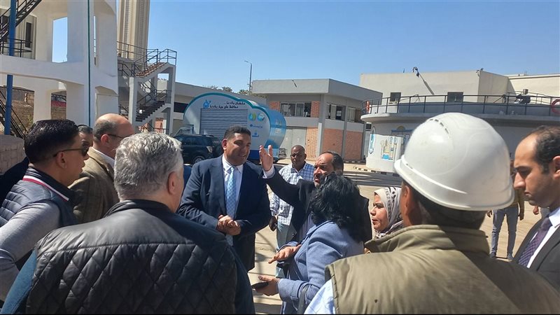 تفقد مشروعات مياه