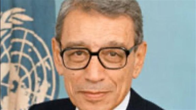 الدكتور بطرس بطرس