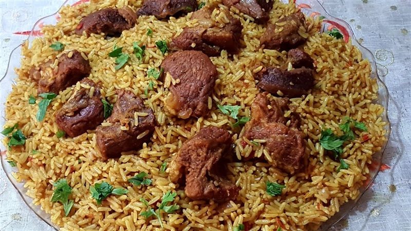الكبسة باللحمة، فيتو