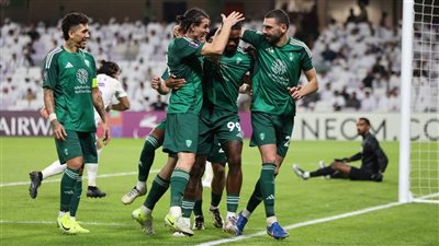 في غياب طارق حامد، أهلي جدة يتقدم على ضمك بالشوط الأول بالدوري السعودي (فيديو)