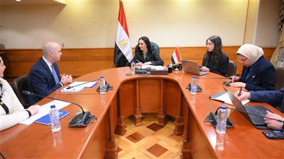 وزيرة التضامن تلتقي رئيس مكتب منظمة الهجرة الدولية في مصر لبحث تعزيز سبل التعاون 