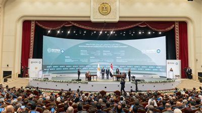 السيسى ونظيره القبرصى يشهدان توقيع اتفاق تعاون في مجال الطاقة بين مصر والسعودية