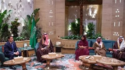 ولي العهد السعودي يستقبل وزير خارجية أمريكا، ووصول لافروف إلى المملكة