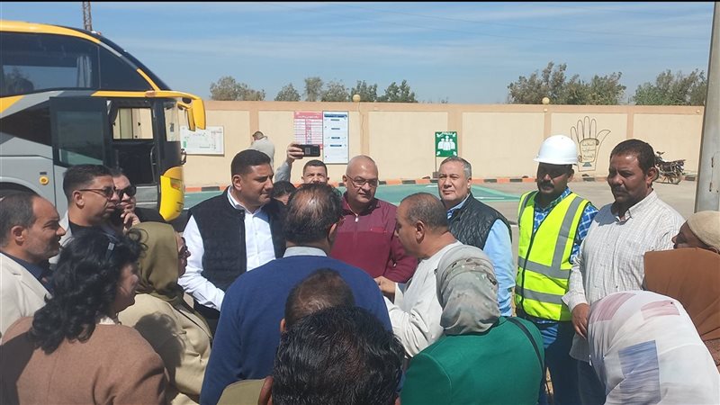 تفقد مشروعات مياه
