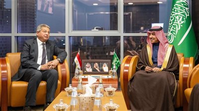 تفاصيل لقاء خالد عبد العزيز مع وزير الإعلام السعودي 