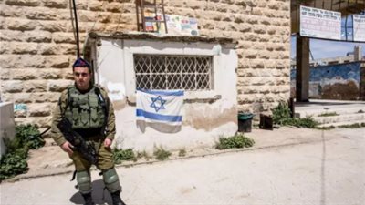 مستوطنون يهاجمون بلدة سنجل شمال رام الله 