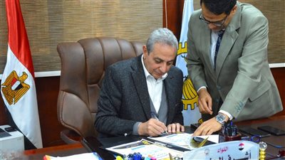 محافظ الغربية يجري حركة تنقلات جديدة في الإدارات التعليمية 