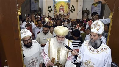  الأنبا غبريال يرسم شمامسة جدد للخدمة في إيبارشية بني سويف