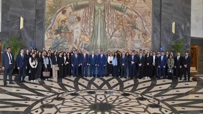 رئيس النواب يستقبل وفدًا من الدارسين الأجانب بكليات القانون بالجامعات المصرية والدولية