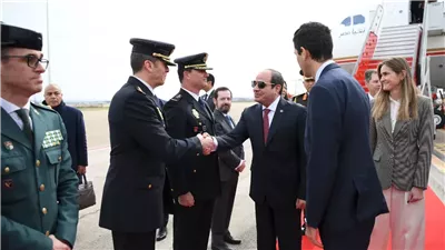 أخبار مصر اليوم: السيسي يصل مدريد في زيارة رسمية.. شيخ الأزهر يصل البحرين للمشاركة في الحوار الإسلامي - الإسلامي.. الأرصاد تحذر من هذه الظاهرة.. وتعويض خاص من الحكومة لمصابي حادث المنيا