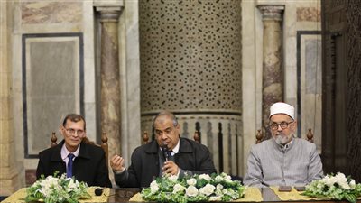 ملتقى الأزهر للقضايا المعاصرة: الصيام مدرسة التقوى ومراقبة النفس وضبط السلوك