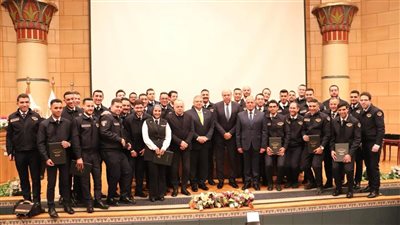 الأكاديمية المصرية لعلوم الطيران تحتفل بتخريج دفعة جديدة من كلية المراقبة الجوية