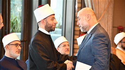 وزير الأوقاف يشارك في مؤتمر 