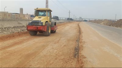 محافظة الجيزة: بدء أعمال تطوير ورصف طريق الأوتوستراد بعرب أبو ساعد