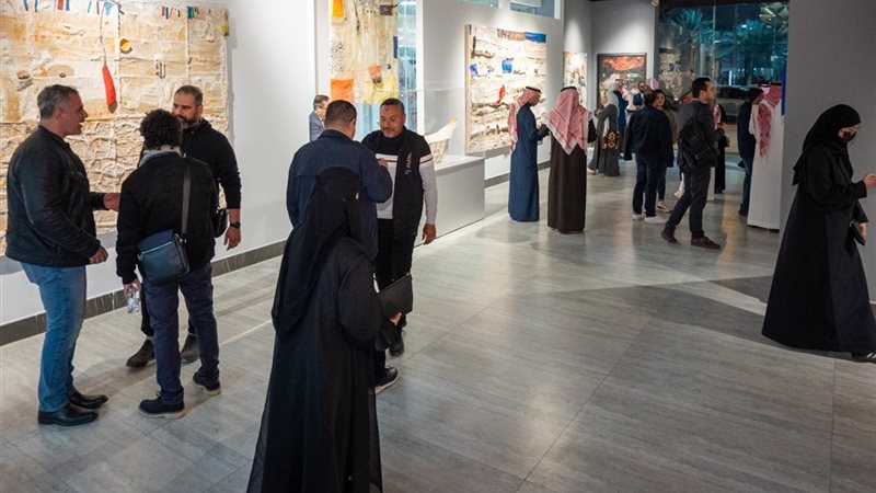 معرض مدحت شفيق، فيتو