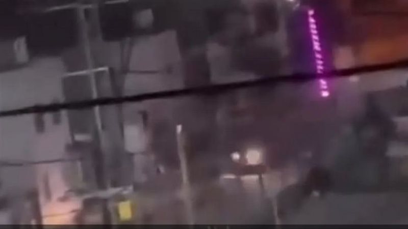 قوة إسرائيلية تهدد