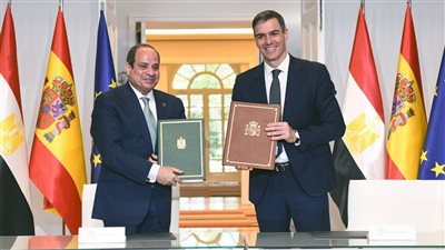 مصر وإسبانيا توقعان على إعلان ترفيع العلاقات إلى الشراكة الاستراتيجية (صور)