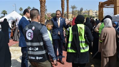 انطلاق قافلة طبية للكشف عن أمراض الأورام السرطانية في الأقصر (صور)