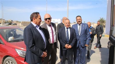 محافظ شمال سيناء يشيد بمبادرة البنك الزراعي لدعم الأسر الأكثر احتياجًا