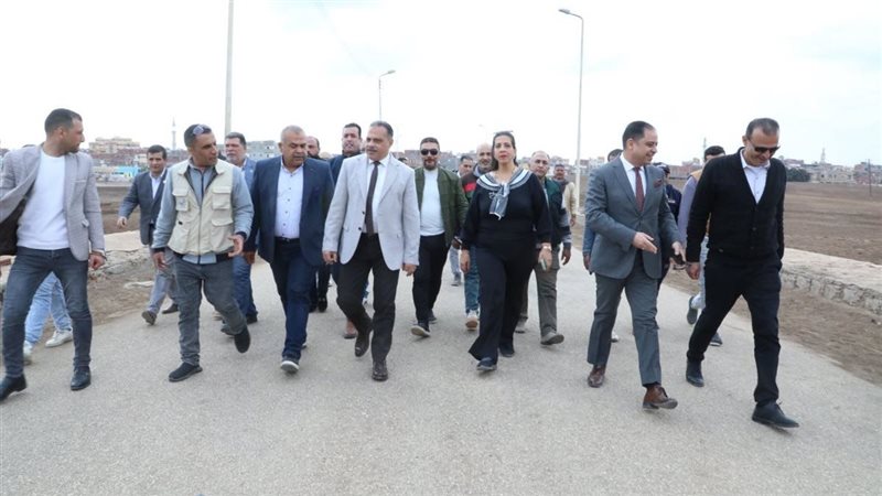 محافظ الشرقية يزور