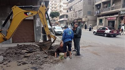 إصلاح ماسورة مياه مكسورة في الزقازيق بالشرقية
