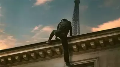 القبض على لص يسرق ملابس النساء من أحد المساجد بتركيا