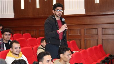 رئيس جامعة الإسكندرية يشهد اللقاء التعريفي لوفد جامعة لويفل الأمريكية للمنح الدراسية للطلاب بكلية الهندسة