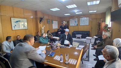 سكرتير عام الفيوم يعقد لقاء لخدمة المواطنين بمركز طامية