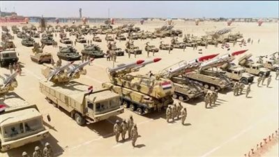 خلي السلاح صاحي.. تنويع مصادر تسليح الجيش المصري كان هو التحدي الأكبر لـ مصر، السيسي: تطوير المصانع الحربية لتلبية احتياجات القوات المسلحة من الأجهزة والمعدات الحديثة