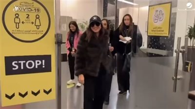  أنغام تصل مسرح فبراير الكويت للمشاركة في ليلة تكريم عبدالله الرويشد (فيديو)