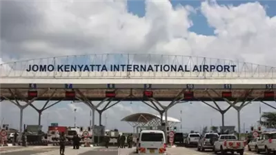 حريق في مطار العاصمة الكينية نيروبي، والطائرات تواصل الإقلاع