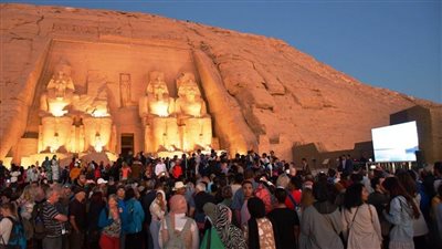استعراضات فنية بأبو سمبل في ليلة الاحتفال بتعامد الشمس على وجه رمسيس (صور)