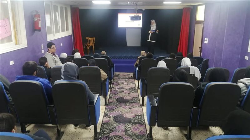 خطة توعية لجمع القمامة