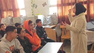 جامعة القناة تنظم برنامجا تدريبيا لحماية طلاب المدارس إلكترونيا (صور)