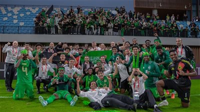 شاهد فرحة لاعبي المنتخب السعودي للشباب بعد التأهل لكأس العالم بشيلي (فيديو)