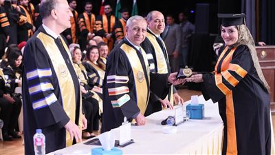 الأكاديمية العربية تحتفل بتخريج دفعة جديدة من الطلاب بالقاهرة