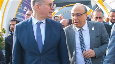 رئيس غازتك يعرض على وزير البترول تدشين مشروع تجاري عملاق