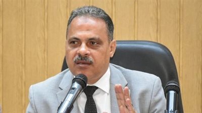 محافظ الشرقية: متابعة تنفيذ مشروعات الرصف بمركز أبو حماد 