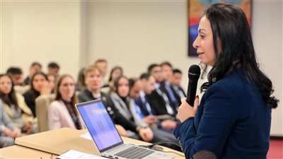 وزيرة التضامن تلتقي طلابًا من جامعة فيينا بالنمسا ونورثمبريا بالمملكة المتحدة والجامعة الألمانية بالقاهرة