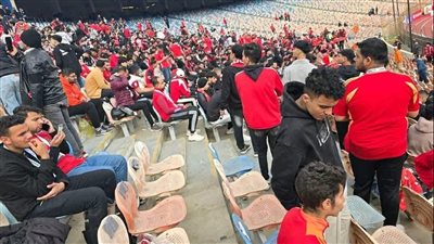 حضور جماهيري قوي في مدرجات التالتة شمال قبل ساعات من قمة الأهلي والزمالك (صور)