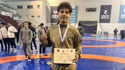 أبطال مصارعة 