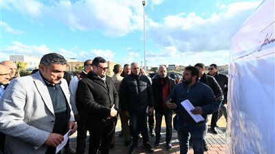 وزير الإسكان يتفقد أعمال التطوير بمنطقة الشاطئ بمدينة دمياط الجديدة