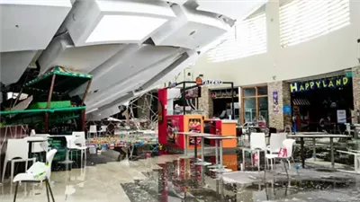 مصرع وإصابة 84 شخصا في انهيار قاعة لتناول الطعام ببيرو