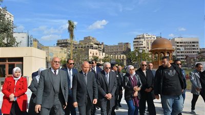 مستشار رئيس الجمهورية للتنمية المحلية يتفقد أعمال التطوير بالقاهرة الخديوية 